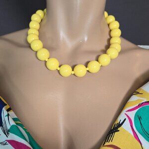 Vintage 80s Sunny Yellow Large Bead Necklace Glossy Acrylic Statement Retro Bold